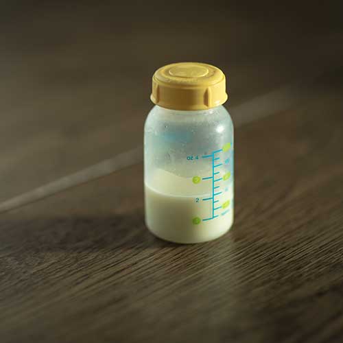 Colostrum de bovin liquide : lait