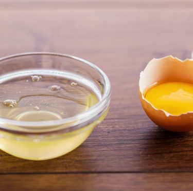 Masque au Blanc d'Œuf Maison : 5 Recettes pour Tous Types de Peau