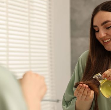 Bain d'huile pour les cheveux : guide complet pour réussir son soin